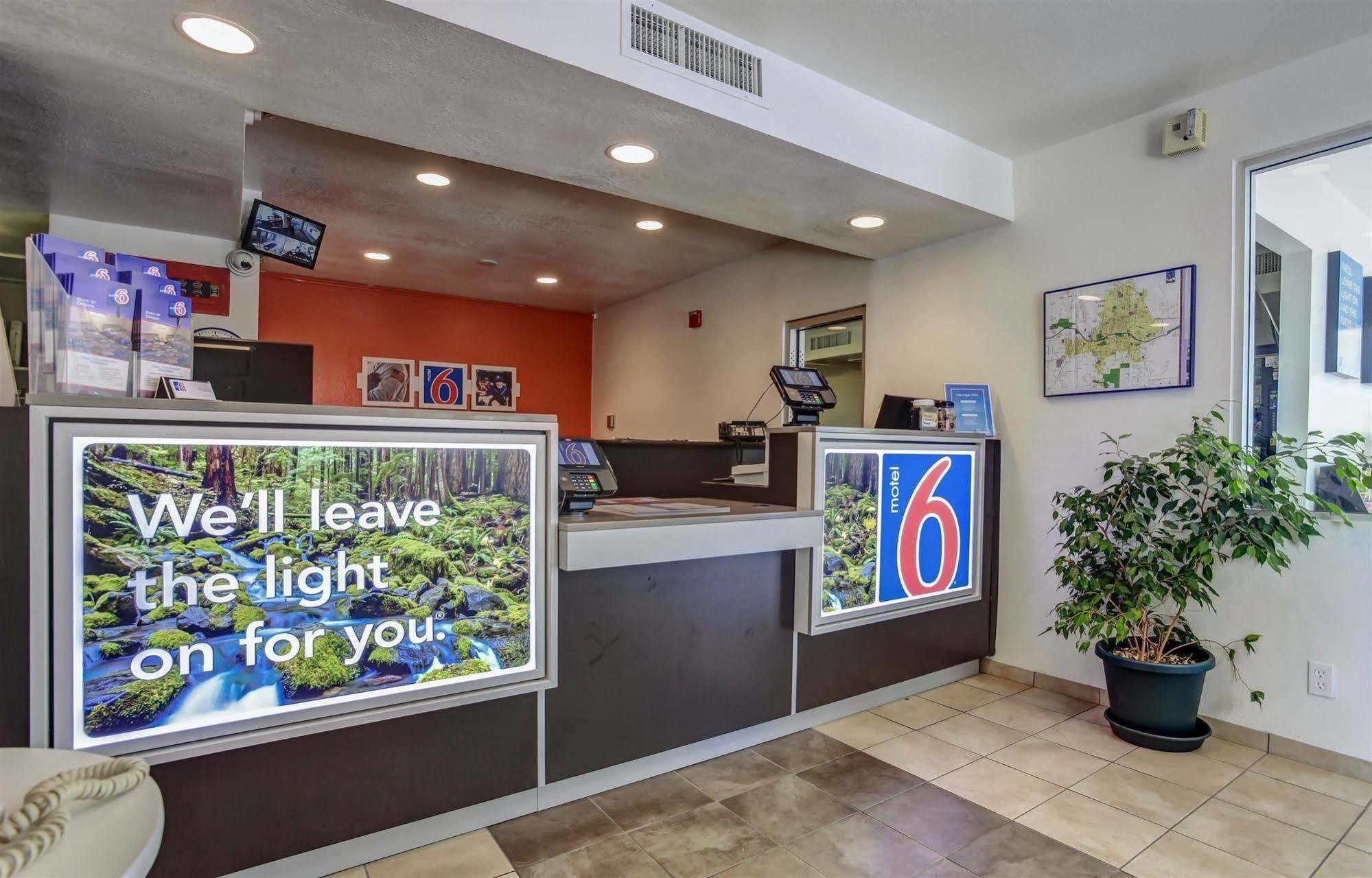 Motel 6-Grants Pass, Or Εξωτερικό φωτογραφία