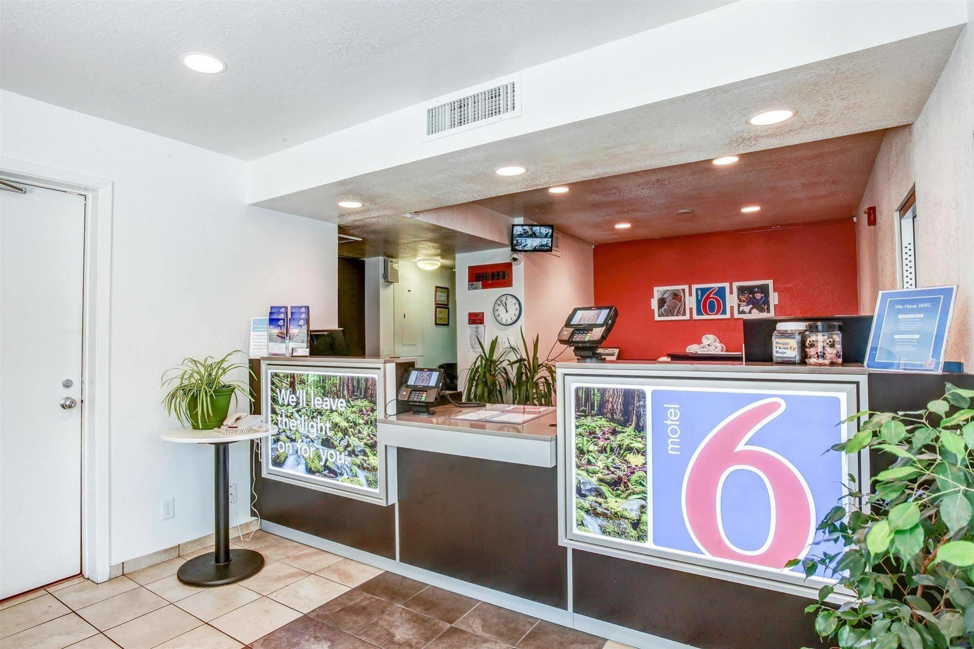 Motel 6-Grants Pass, Or Εξωτερικό φωτογραφία